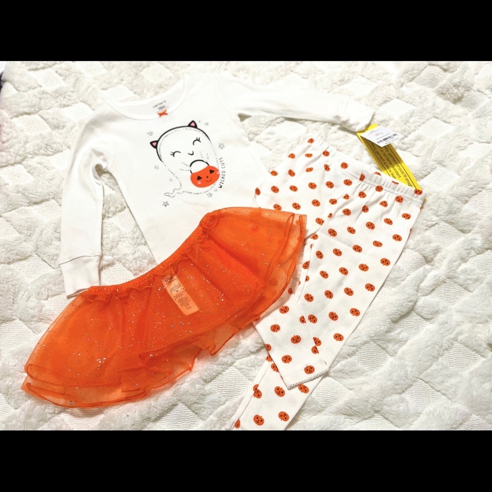 Carter’s Halloween tutu pajama set